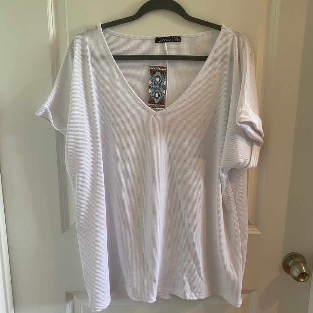 White ribbed vneck shirt